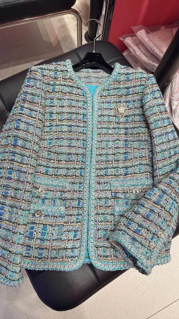 Chanel Women's single-breasted knitted cardigan coat  C62309