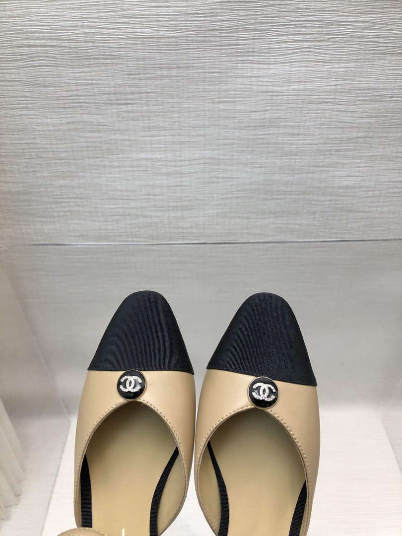 Chanel Women's Sling-Back Fashion Shoes C93204