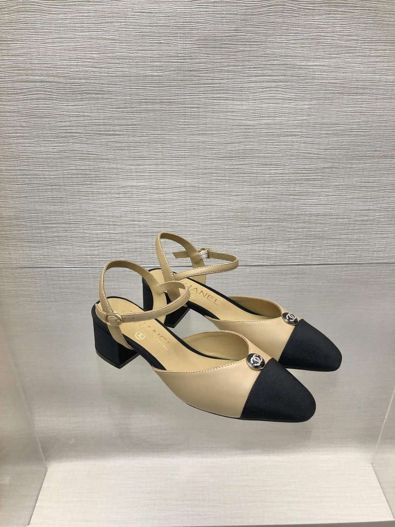 Chanel Women's Sling-Back Fashion Shoes C93204