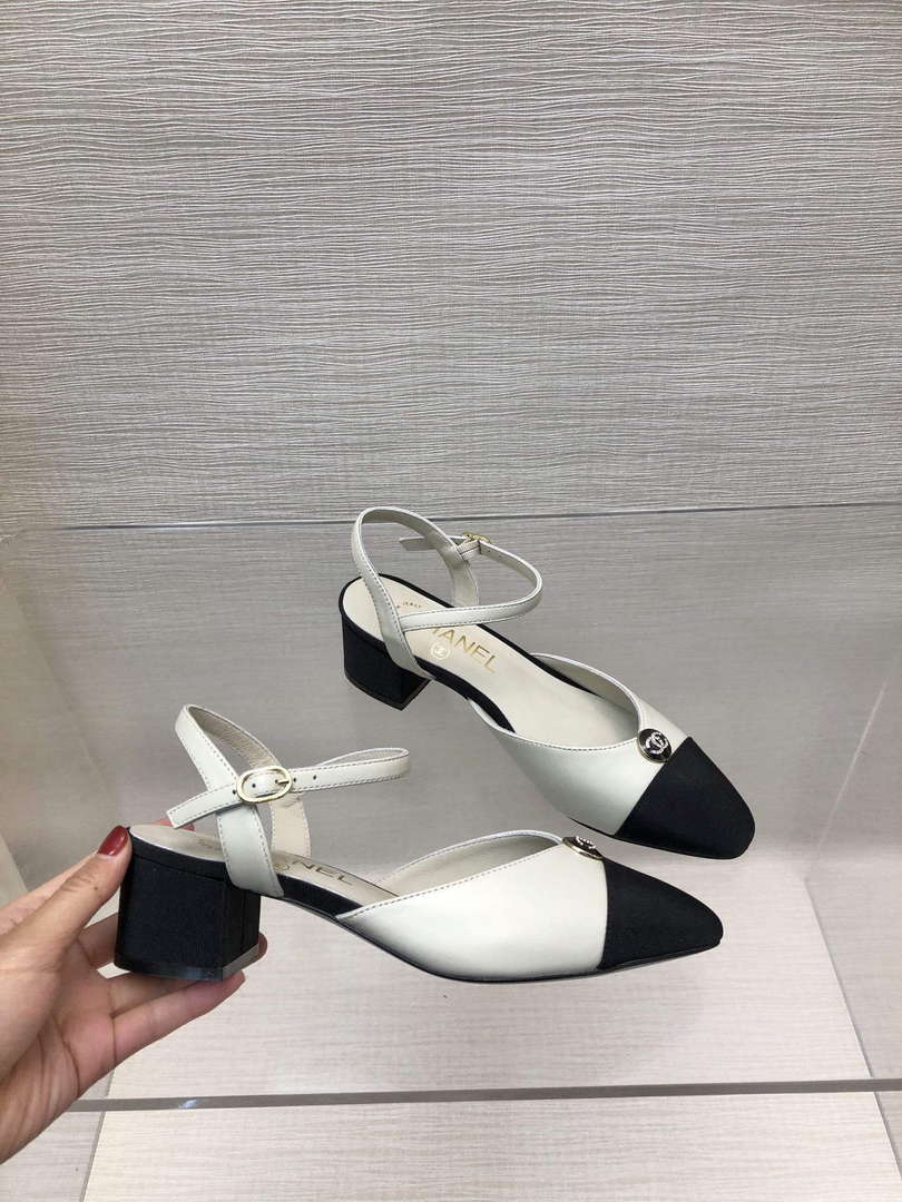 Chanel Women's Sling-Back Fashion Shoes C93205