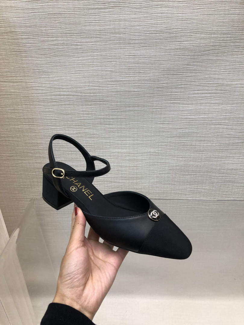 Chanel Women's Sling-Back Fashion Shoes C93206