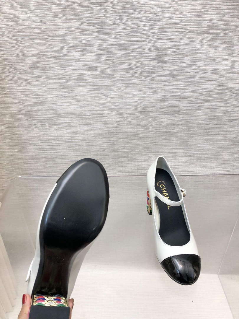 Chanel Women's Sandals Fashion Shoes C93212