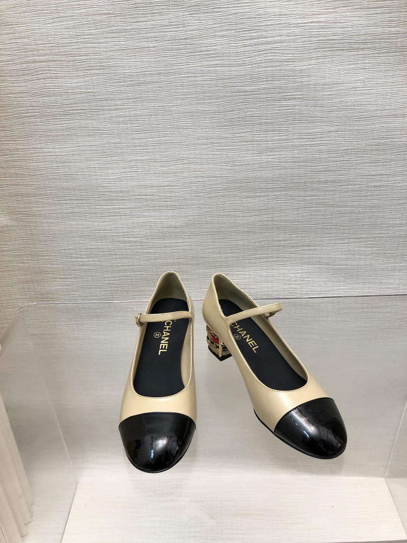 Chanel Women's Sandals Fashion Shoes C93214
