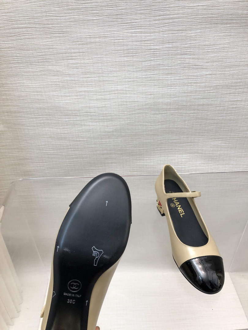 Chanel Women's Sandals Fashion Shoes C93214