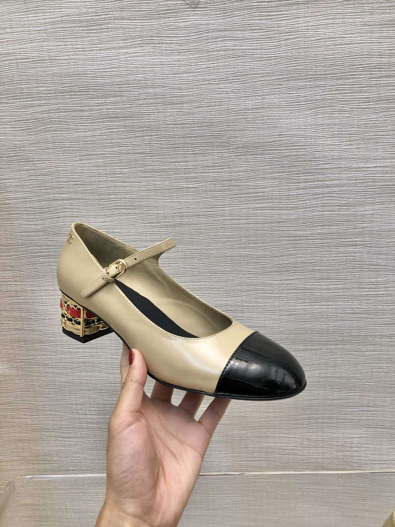 Chanel Women's Sandals Fashion Shoes C93214