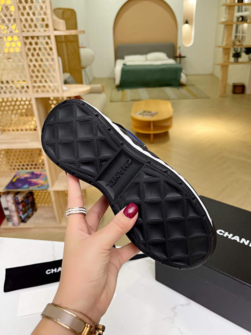 Chanel Women's Sneaker Designer Chanel Tennis Shoes C90101