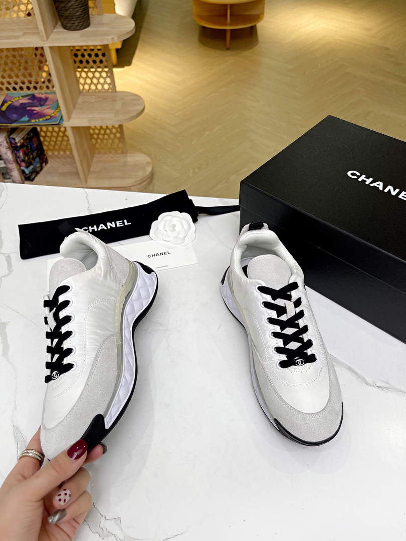 Chanel Women's Sneaker Designer Chanel Tennis Shoes C90102