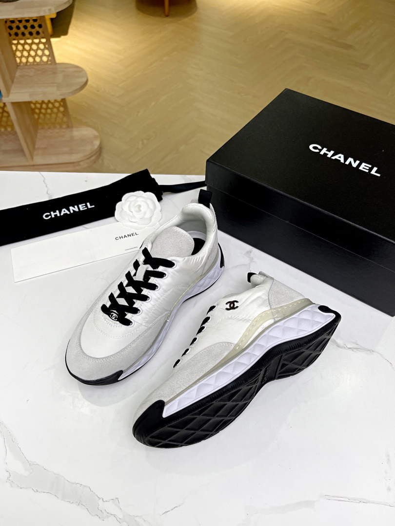 Chanel Women's Sneaker Designer Chanel Tennis Shoes C90102