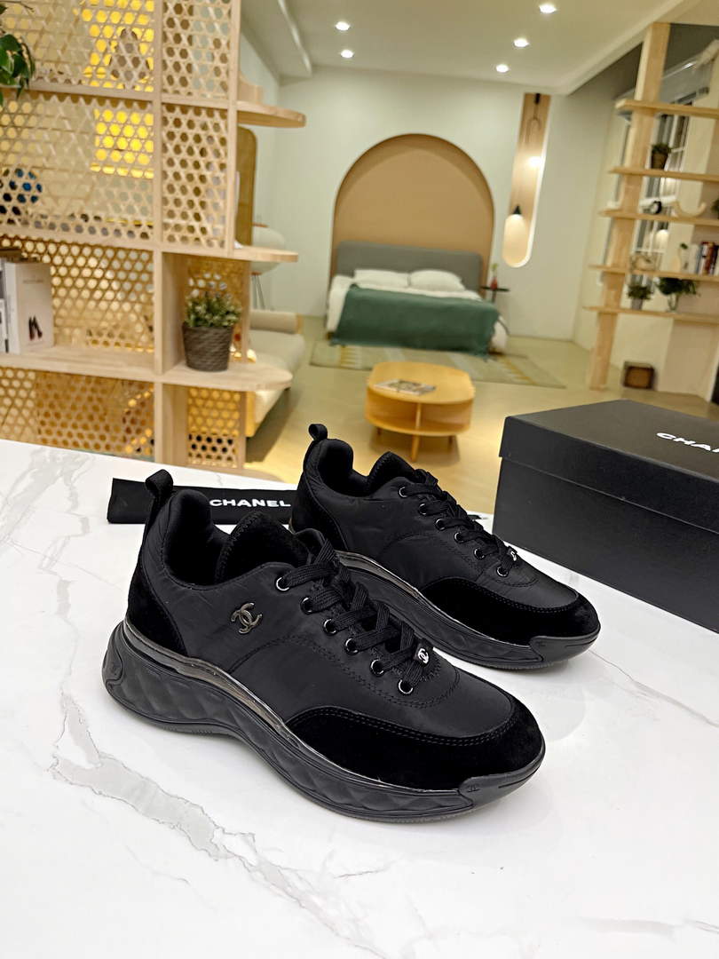 Chanel Women's Sneaker Designer Chanel Tennis Shoes C90103