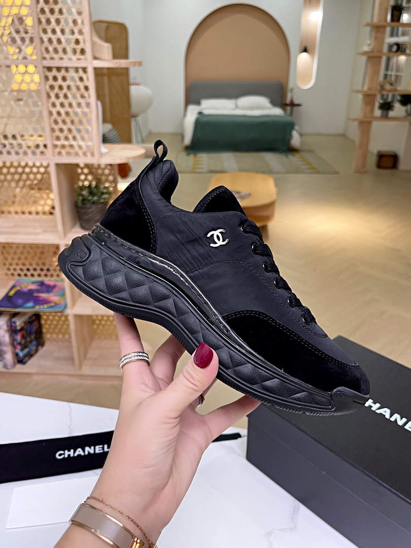 Chanel Women's Sneaker Designer Chanel Tennis Shoes C90103