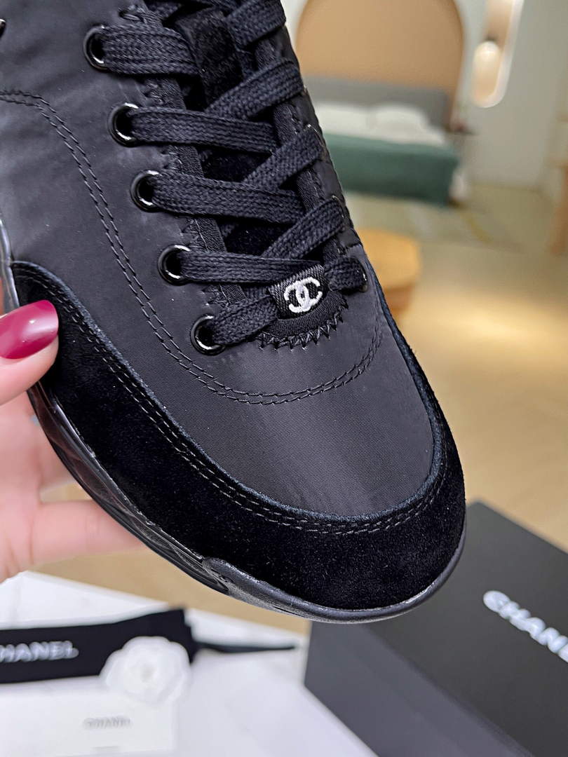 Chanel Women's Sneaker Designer Chanel Tennis Shoes C90103