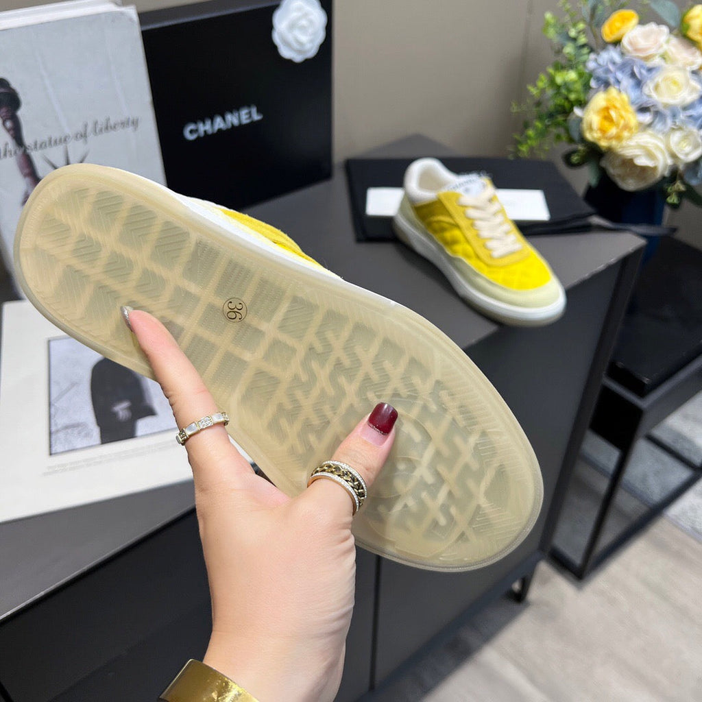 Chanel Women's Sneaker Designer Chanel Tennis Shoes C90105