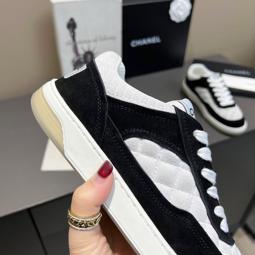 Chanel Women's Sneaker Designer Chanel Tennis Shoes C90106