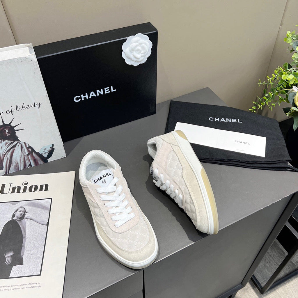 Chanel Women's Sneaker Designer Chanel Tennis Shoes C90107