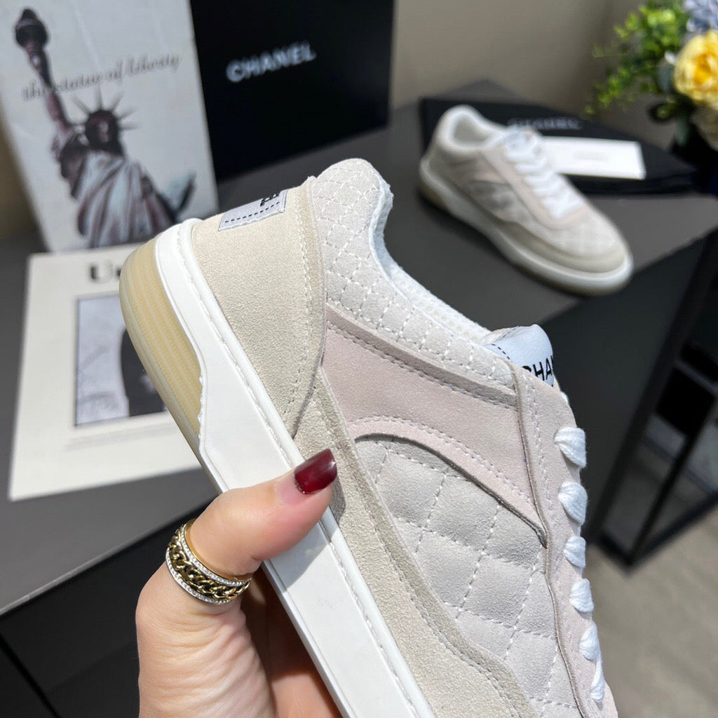Chanel Women's Sneaker Designer Chanel Tennis Shoes C90107