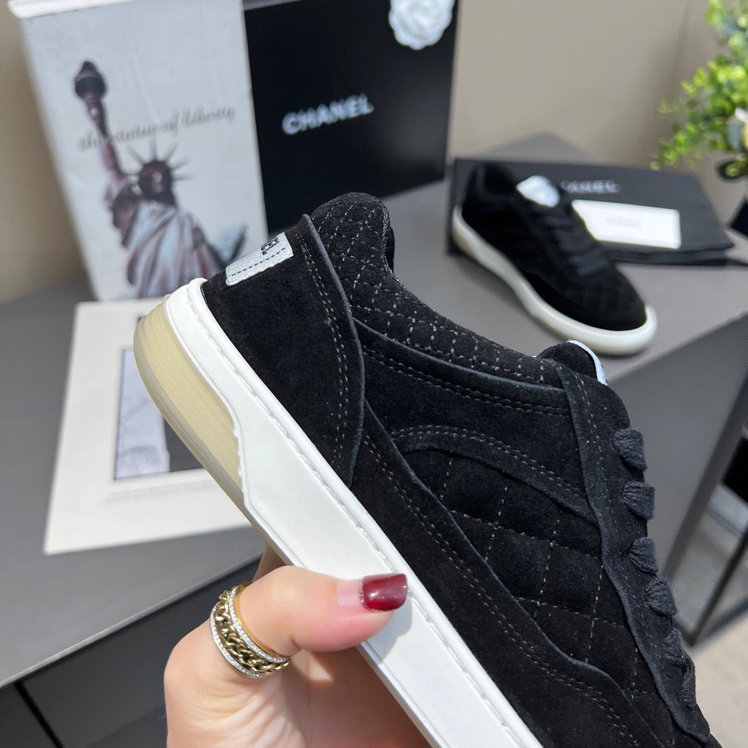 Chanel Women's Sneaker Designer Chanel Tennis Shoes C90109