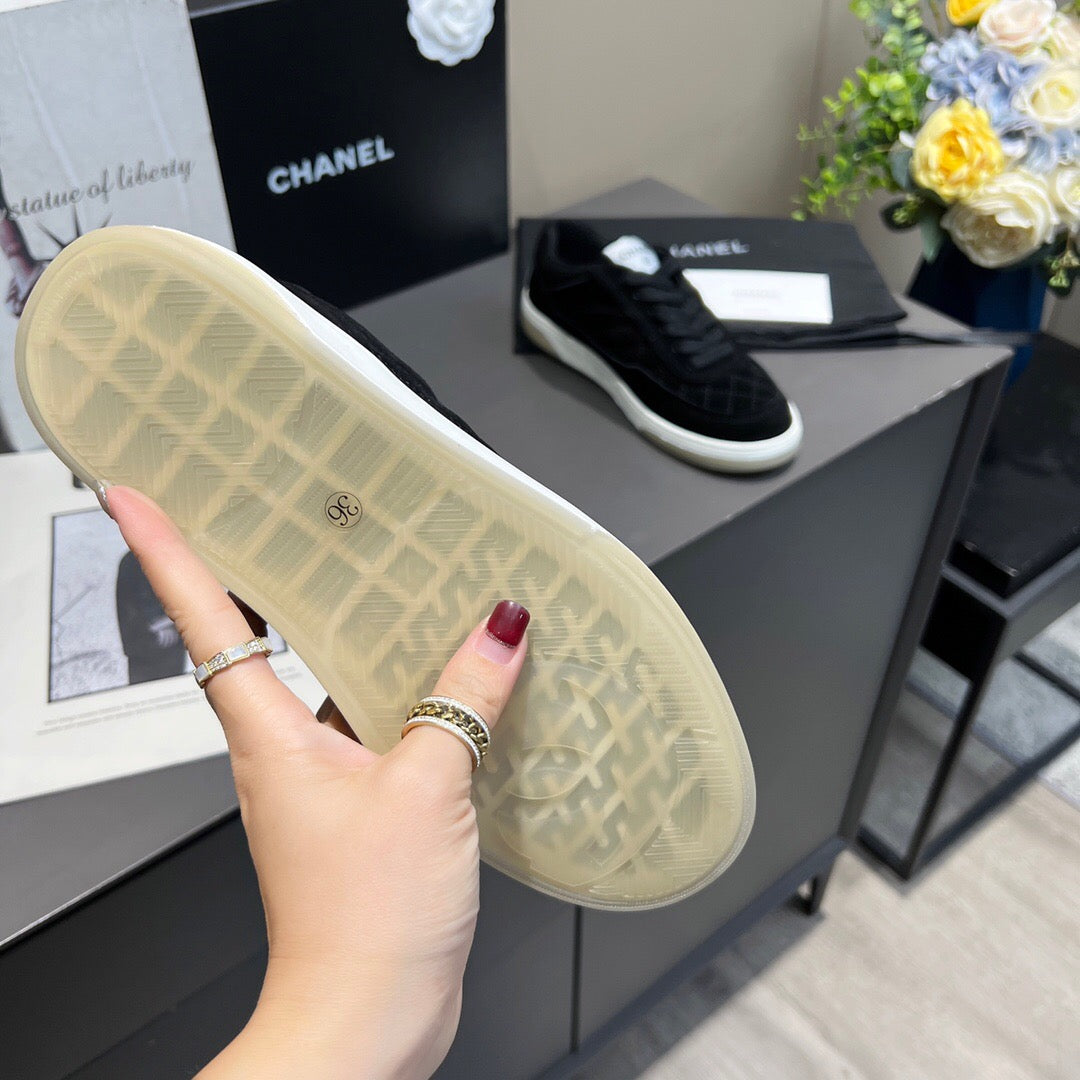 Chanel Women's Sneaker Designer Chanel Tennis Shoes C90109