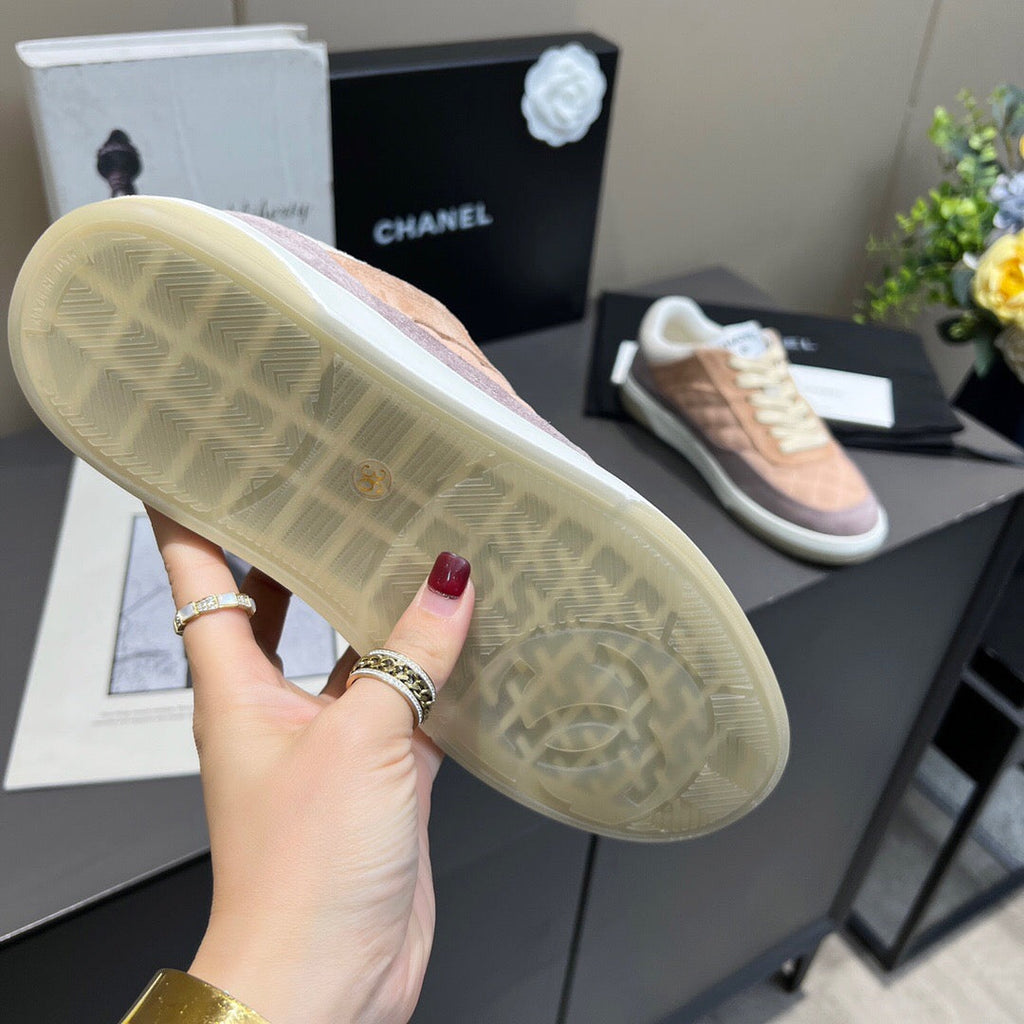 Chanel Women's Sneaker Designer Chanel Tennis Shoes C90110