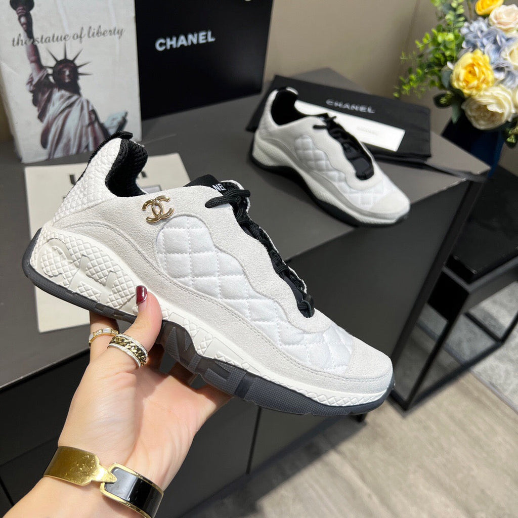 Chanel Women's Sneaker Designer Chanel Tennis Shoes C90113