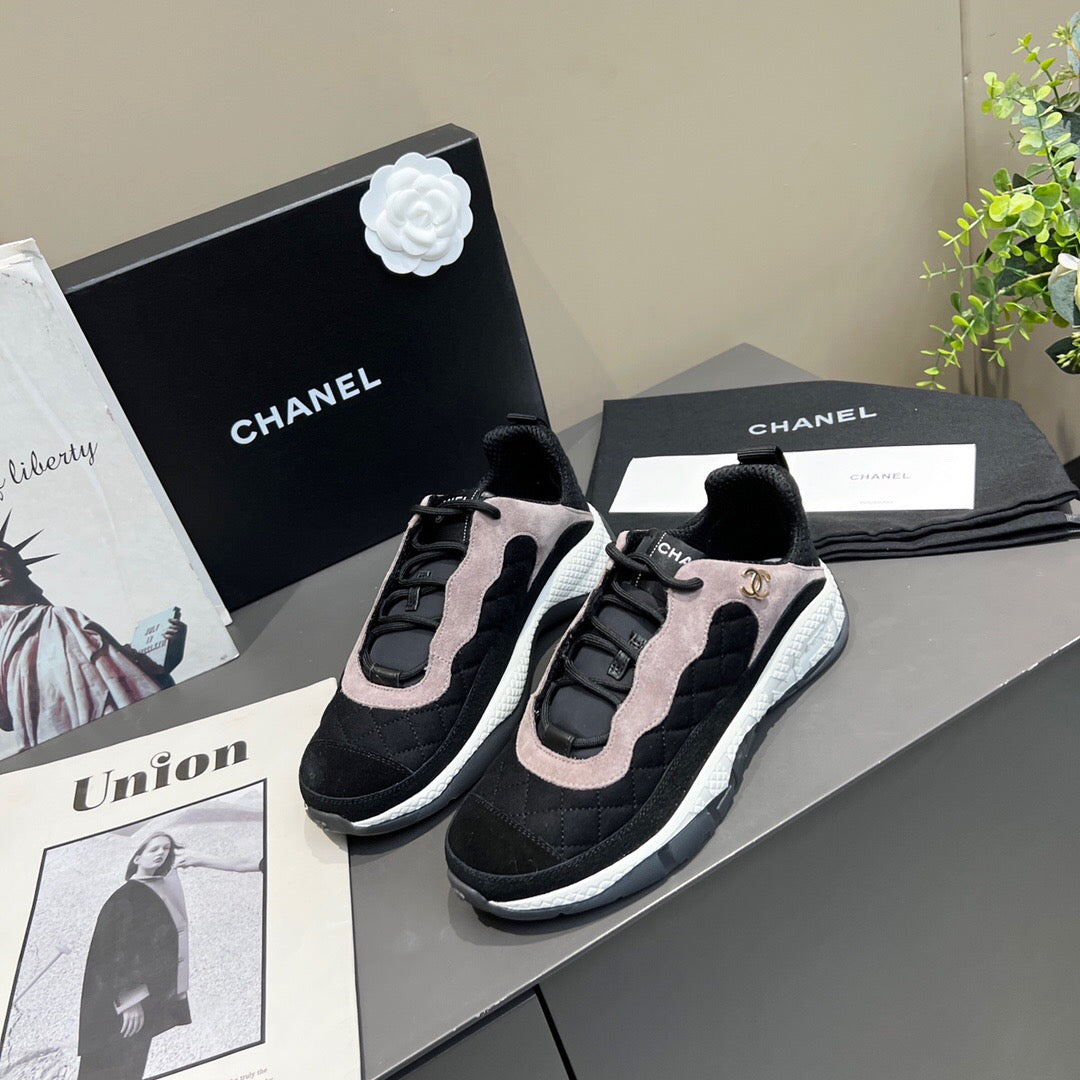 Chanel Women's Sneaker Designer Chanel Tennis Shoes C90118