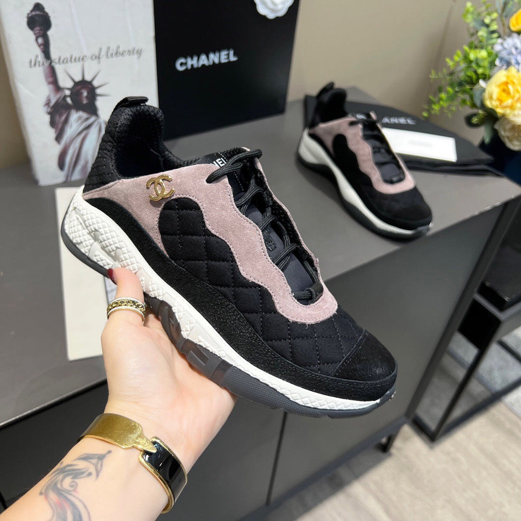 Chanel Women's Sneaker Designer Chanel Tennis Shoes C90118
