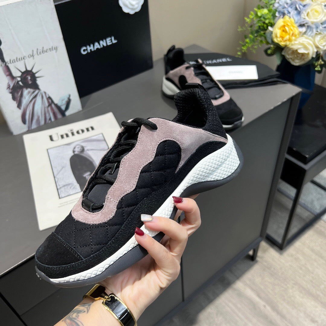Chanel Women's Sneaker Designer Chanel Tennis Shoes C90118