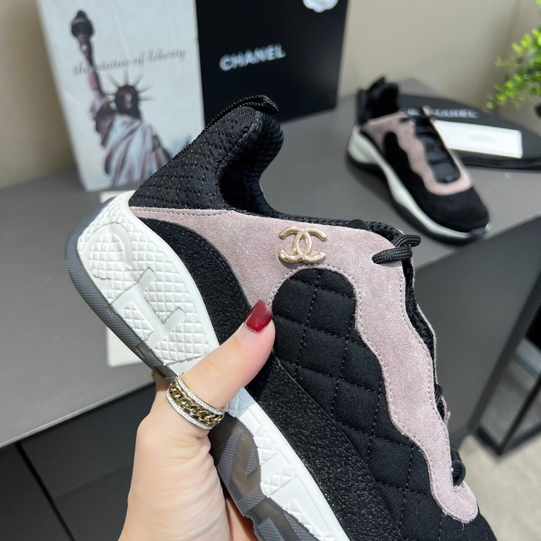Chanel Women's Sneaker Designer Chanel Tennis Shoes C90118