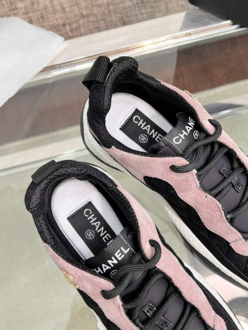 Chanel Women's Sneaker Designer Chanel Tennis Shoes C90119