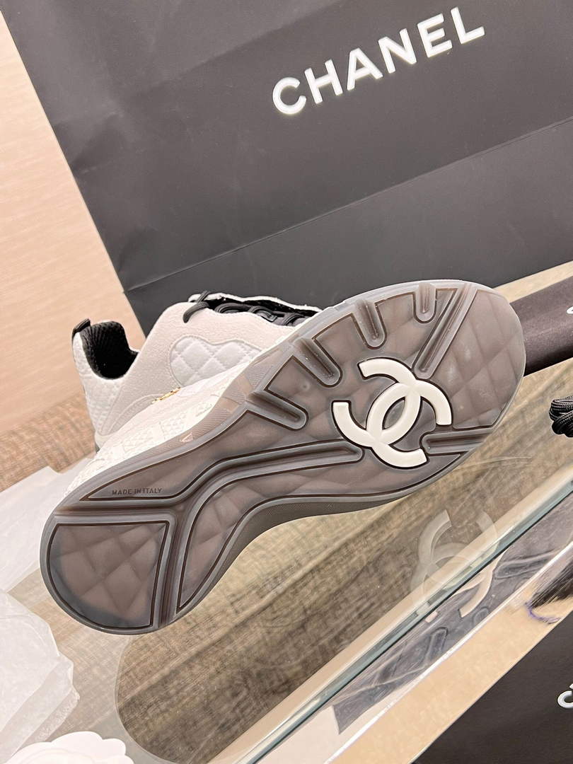 Chanel Women's Sneaker Designer Chanel Tennis Shoes C90115