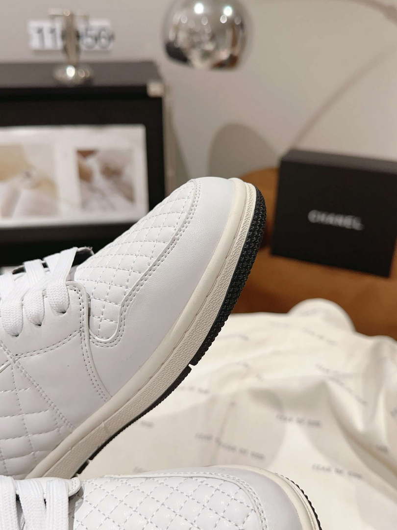 Chanel Women's Sneaker G45080 Trainers Calfskin C90124