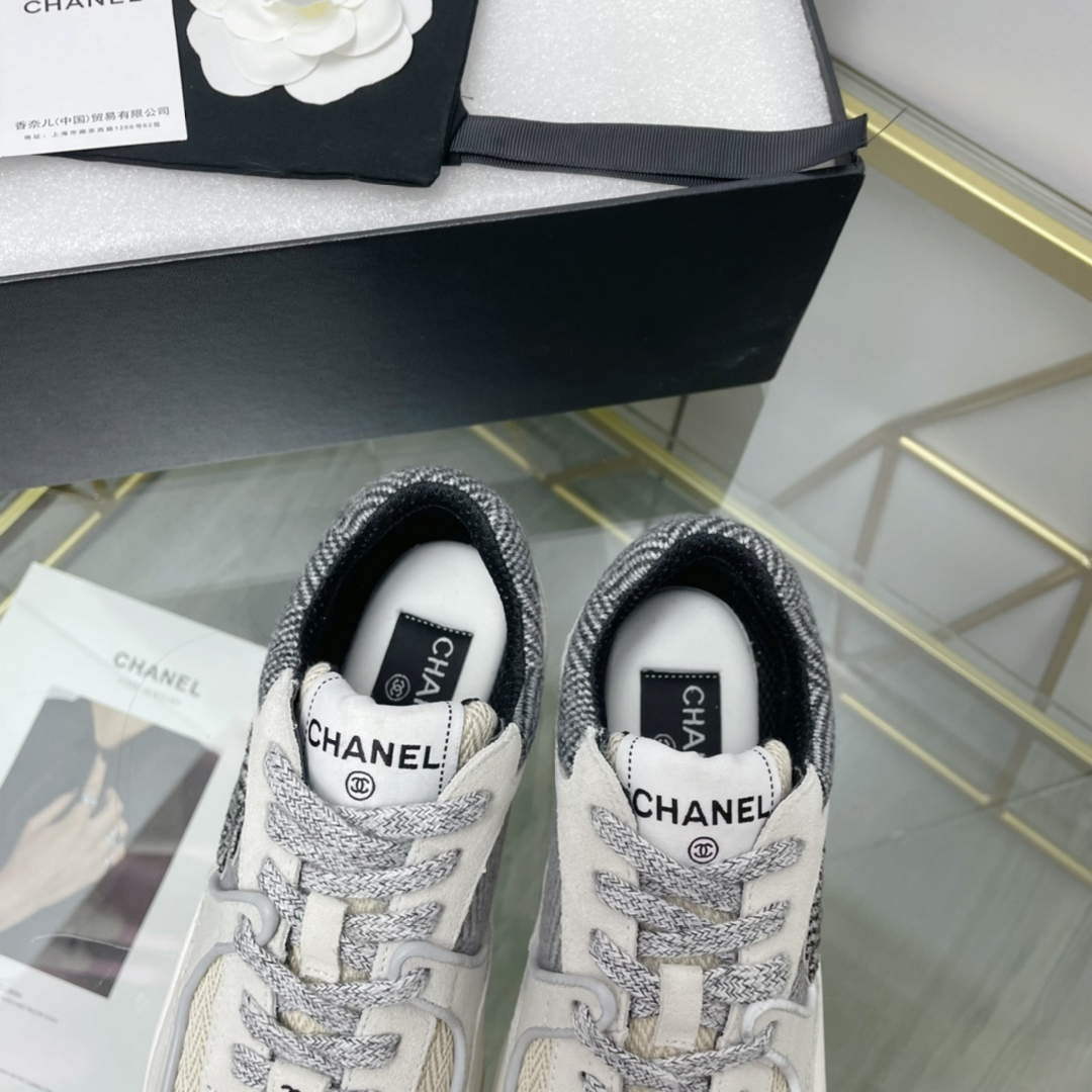Chanel Women's Sneaker Shoes G38754 White and beige