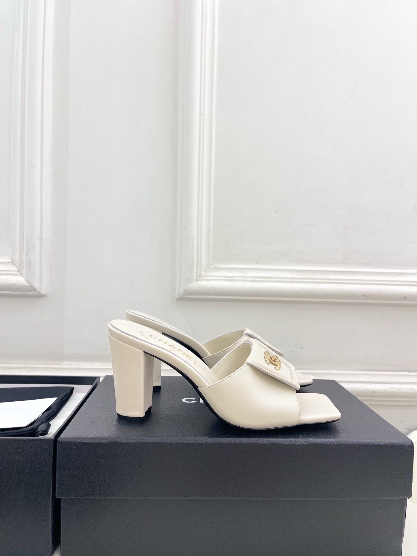 Chanel Women's Square-toe Flip-top Slippers 8.5cm C93331 - Euro 35=US 4 - View 2
