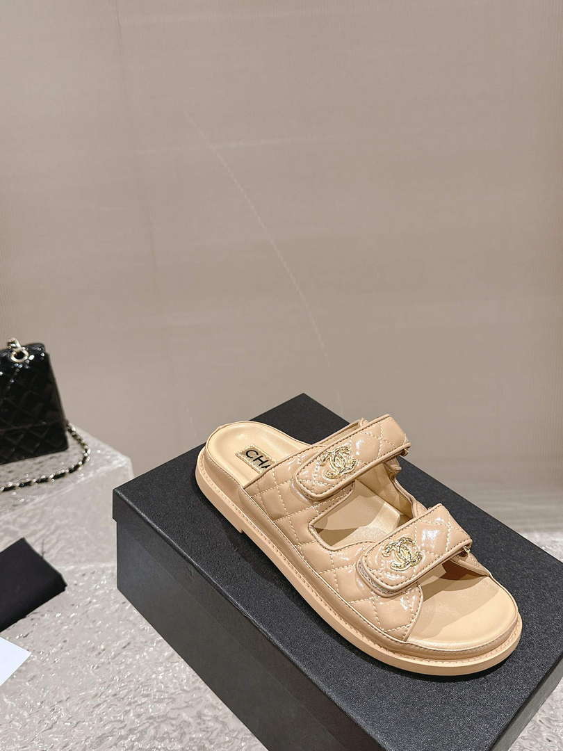 Chanel Women's Velcro sandals Fashion Shoes C93238