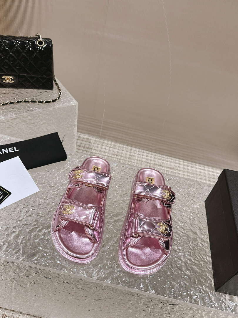 Chanel Women's Velcro sandals Fashion Shoes C93241