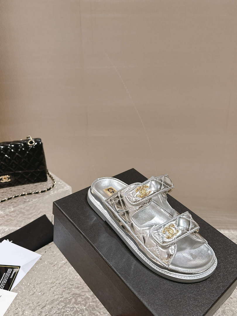 Chanel Women's Velcro sandals Fashion Shoes C93243