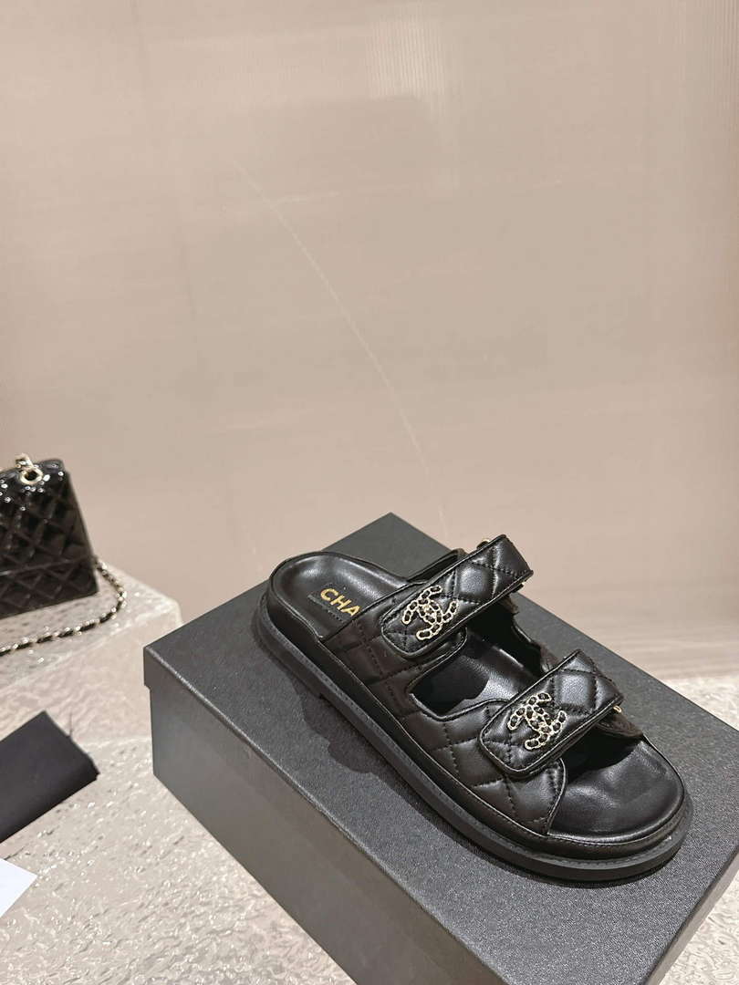 Chanel Women's Velcro sandals Fashion Shoes C93245