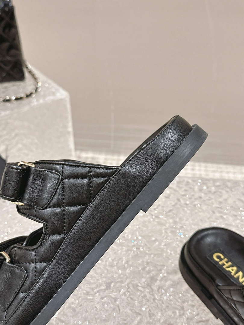 Chanel Women's Velcro sandals Fashion Shoes C93245