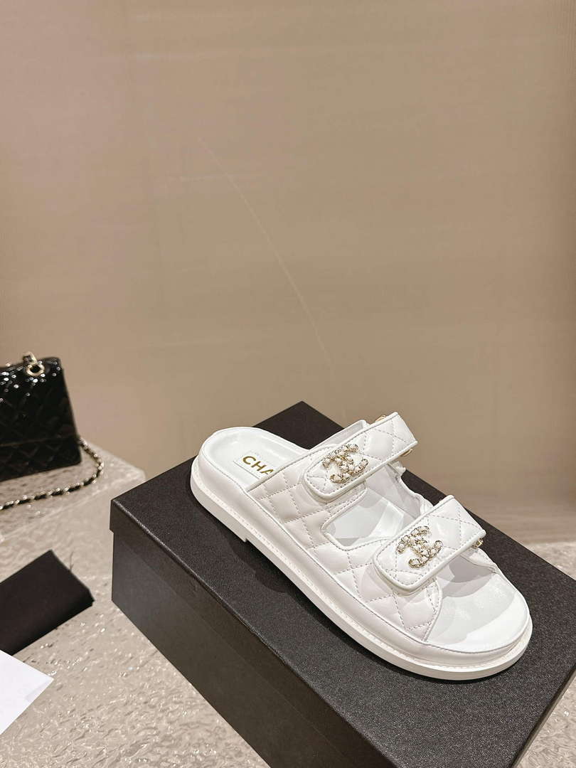 Chanel Women's Velcro sandals Fashion Shoes C93246