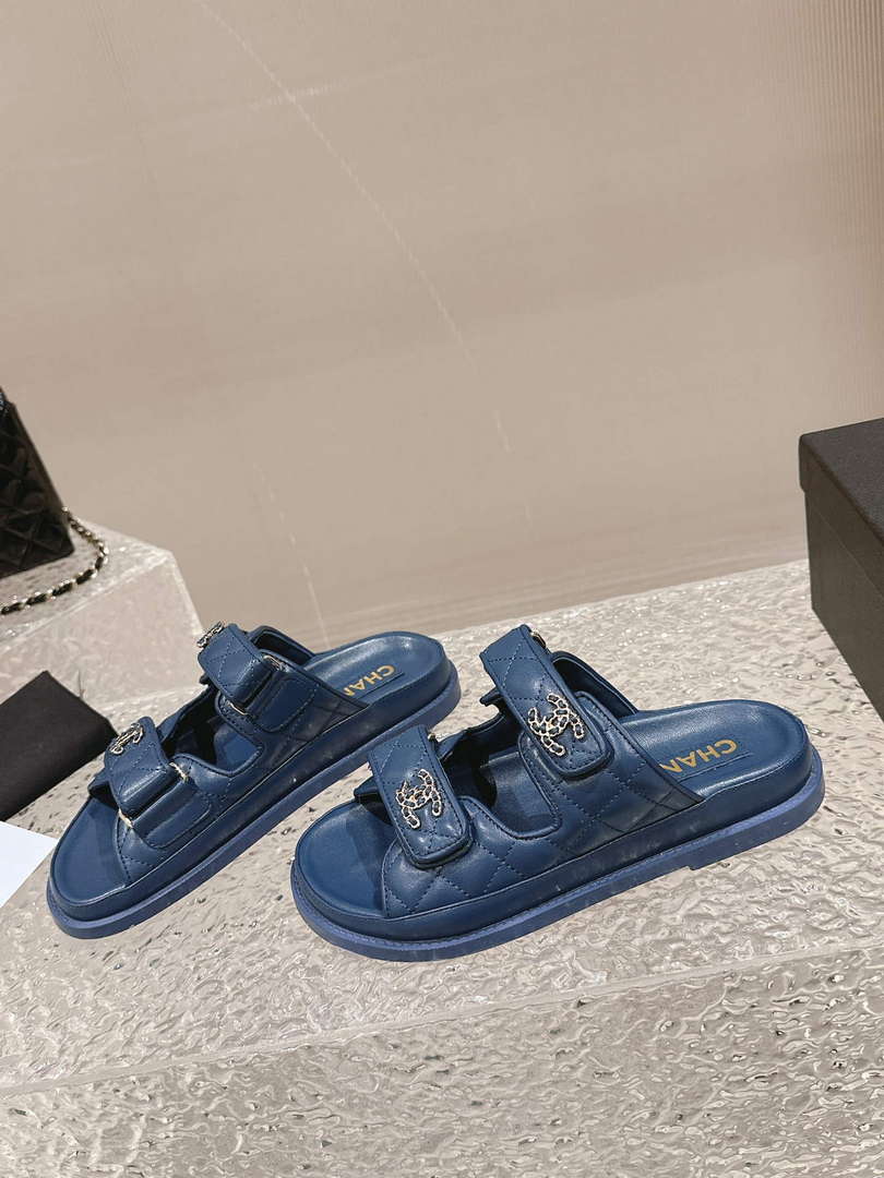 Chanel Women's Velcro sandals Fashion Shoes C93247