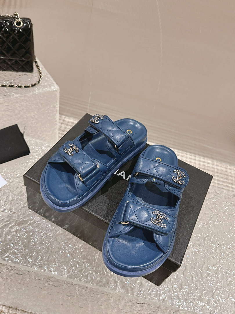 Chanel Women's Velcro sandals Fashion Shoes C93247