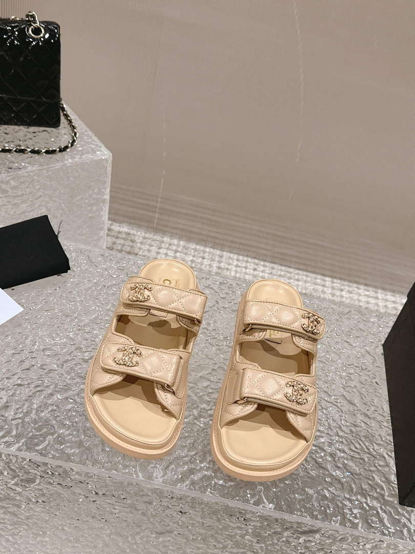 Chanel Women's Velcro sandals Fashion Shoes C93248