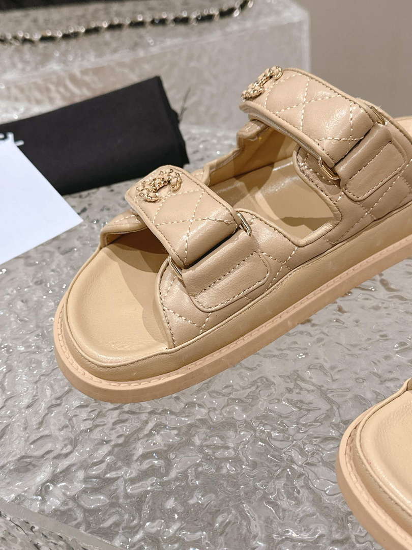 Chanel Women's Velcro sandals Fashion Shoes C93248