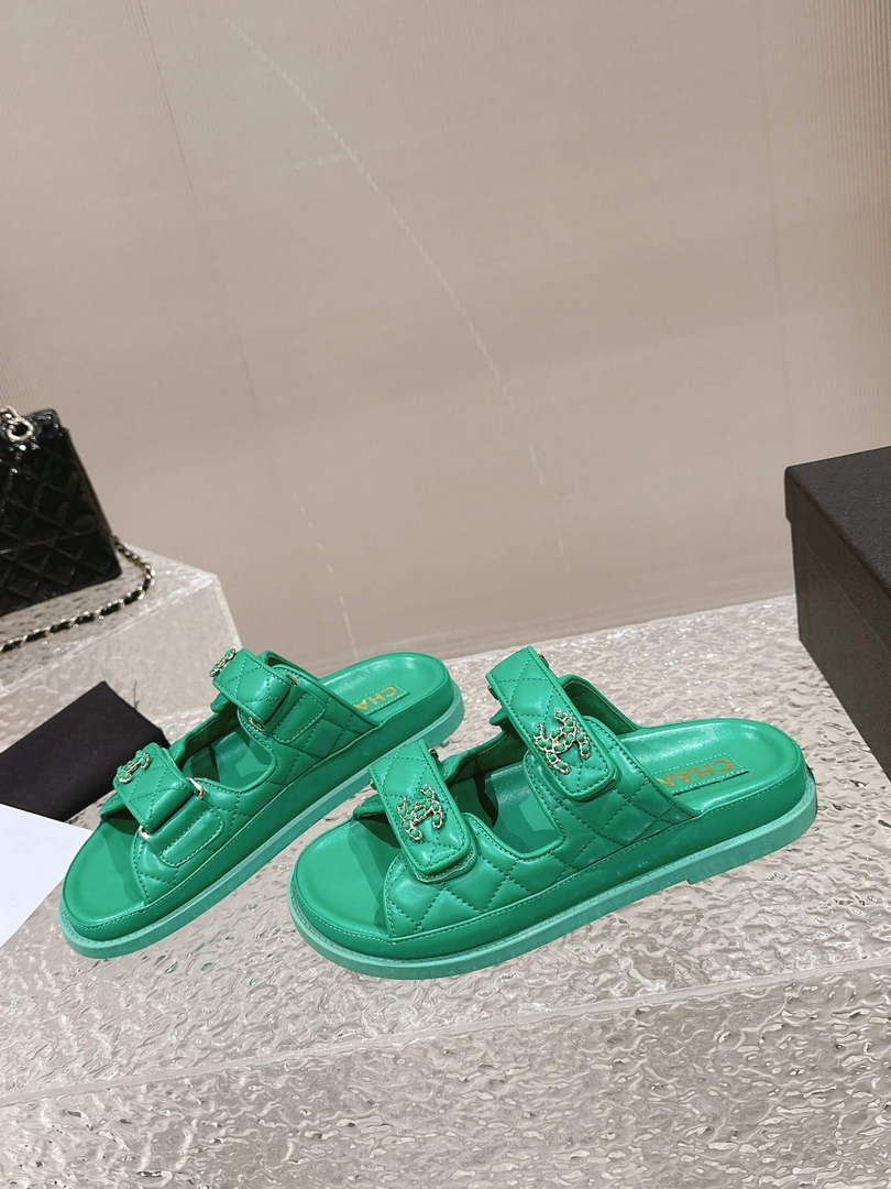 Chanel Women's Velcro sandals Fashion Shoes C93249