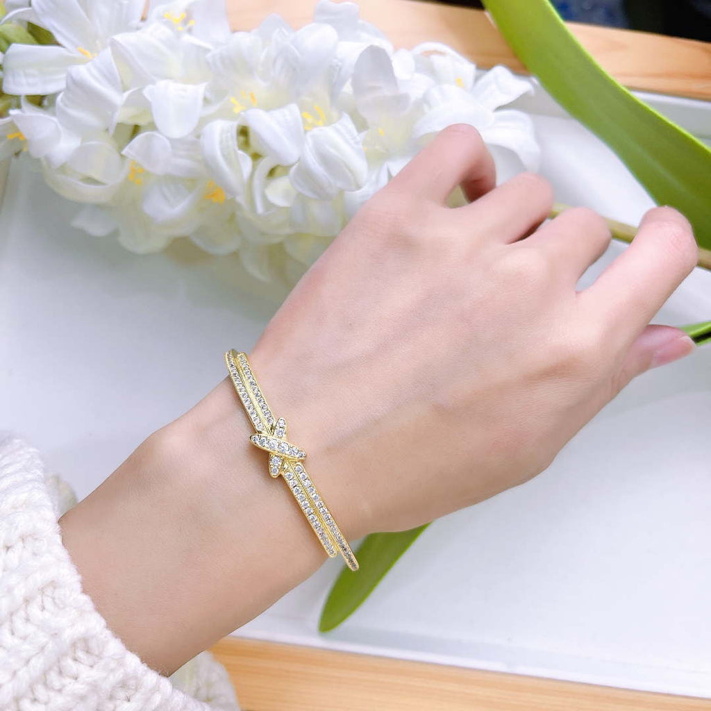 Chaumet 081798 Jeux de Liens Bracelet With Diamonds C083465