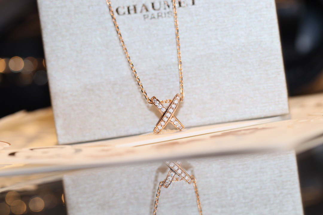 Chaumet 082216 Jeux de Liens Pendant Diamonds