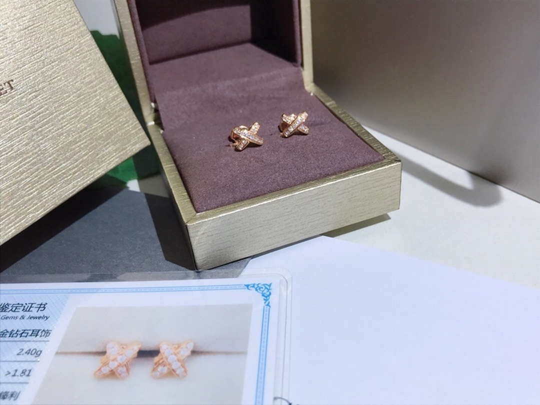 Chaumet 083468 Jeux De Liens Earring Rose Gold Diamonds