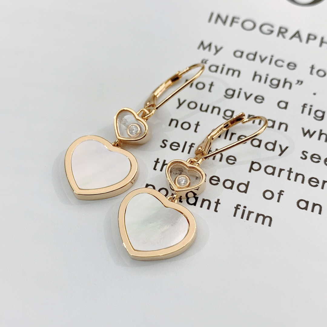 Chopard 2563CH083469 Rose Gold Earrings With Mother Of Pearl And Diamonds Heart C80019