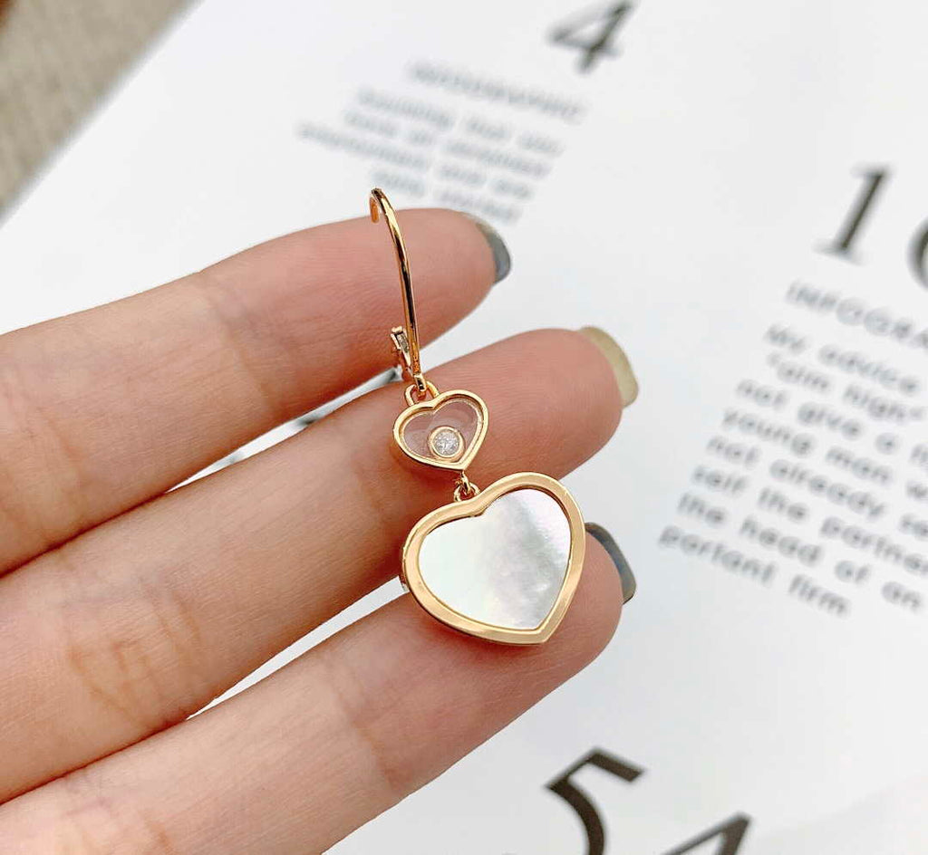 Chopard 2563CH083469 Rose Gold Earrings With Mother Of Pearl And Diamonds Heart C80019