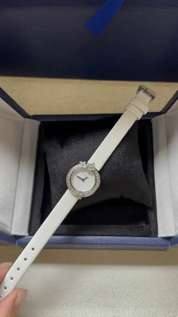 Chaumet Hortensia watch diamonds  mother-of-pearl w85415