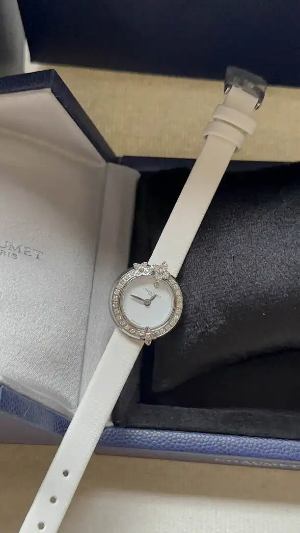 Chaumet Hortensia watch diamonds  mother-of-pearl w85415